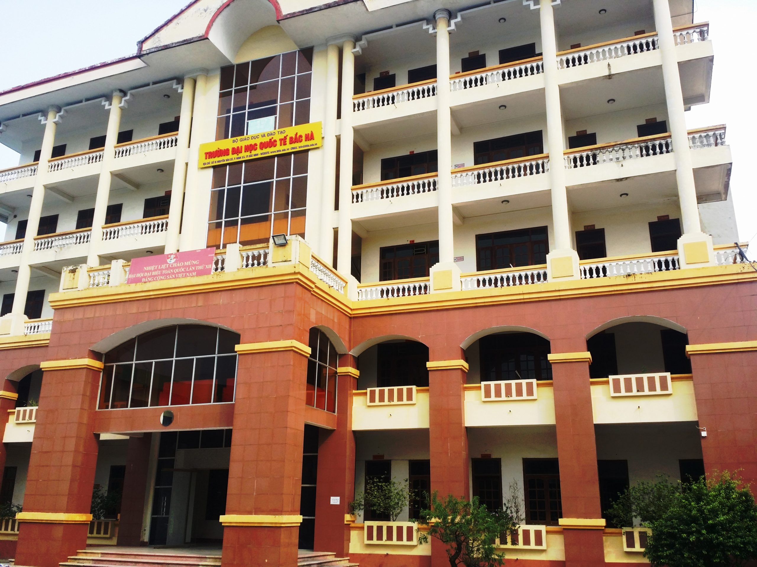 Cơ Sở Vật Chất v&agrave; M&ocirc;i Trường Học Tập Đại Học Quốc Tế Bắc H&agrave;