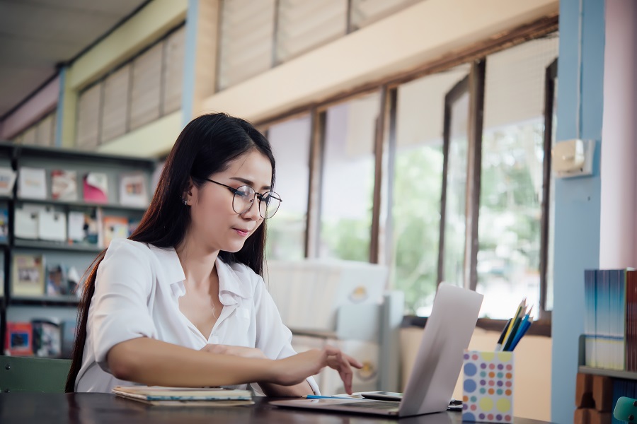 bằng cao đẳng online c&oacute; gi&aacute; trị kh&ocirc;ng ?