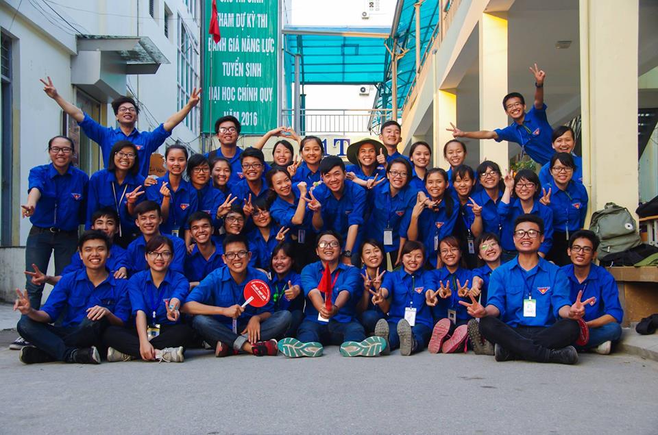 Đội ngũ giảng vi&ecirc;n v&agrave; nghi&ecirc;n cứu Đại học C&ocirc;ng nghệ