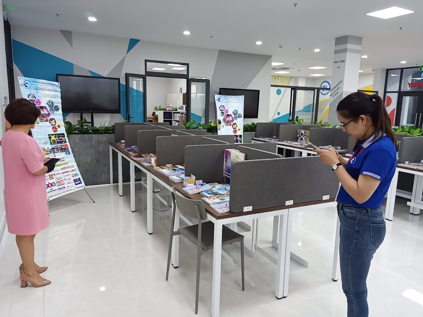 Cơ sở vật chất v&agrave; m&ocirc;i trường học tập Đại học Kinh tế - Luật