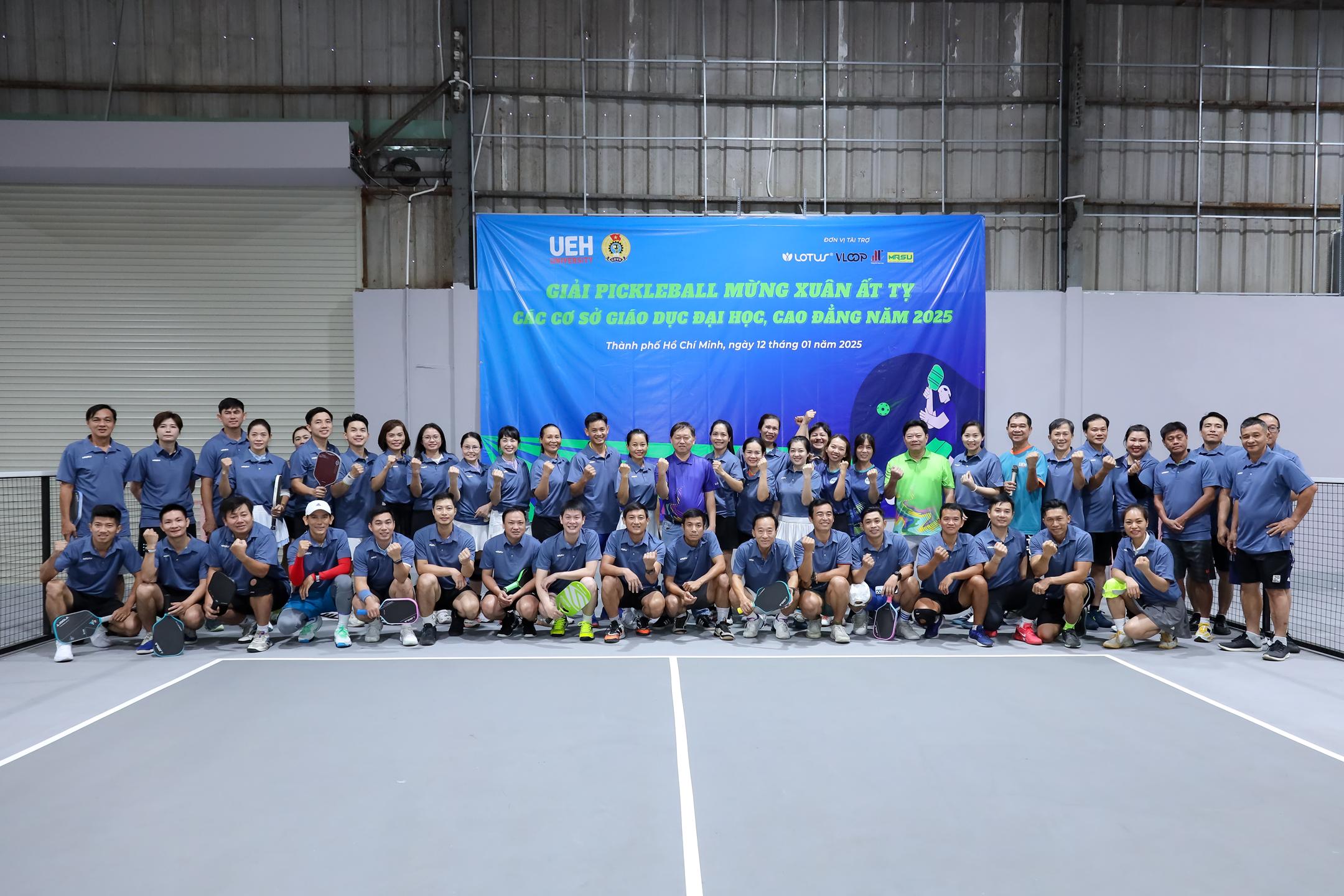 Đời sống sinh vi&ecirc;n Đại học Kinh tế Th&agrave;nh phố Hồ Ch&iacute; Minh
