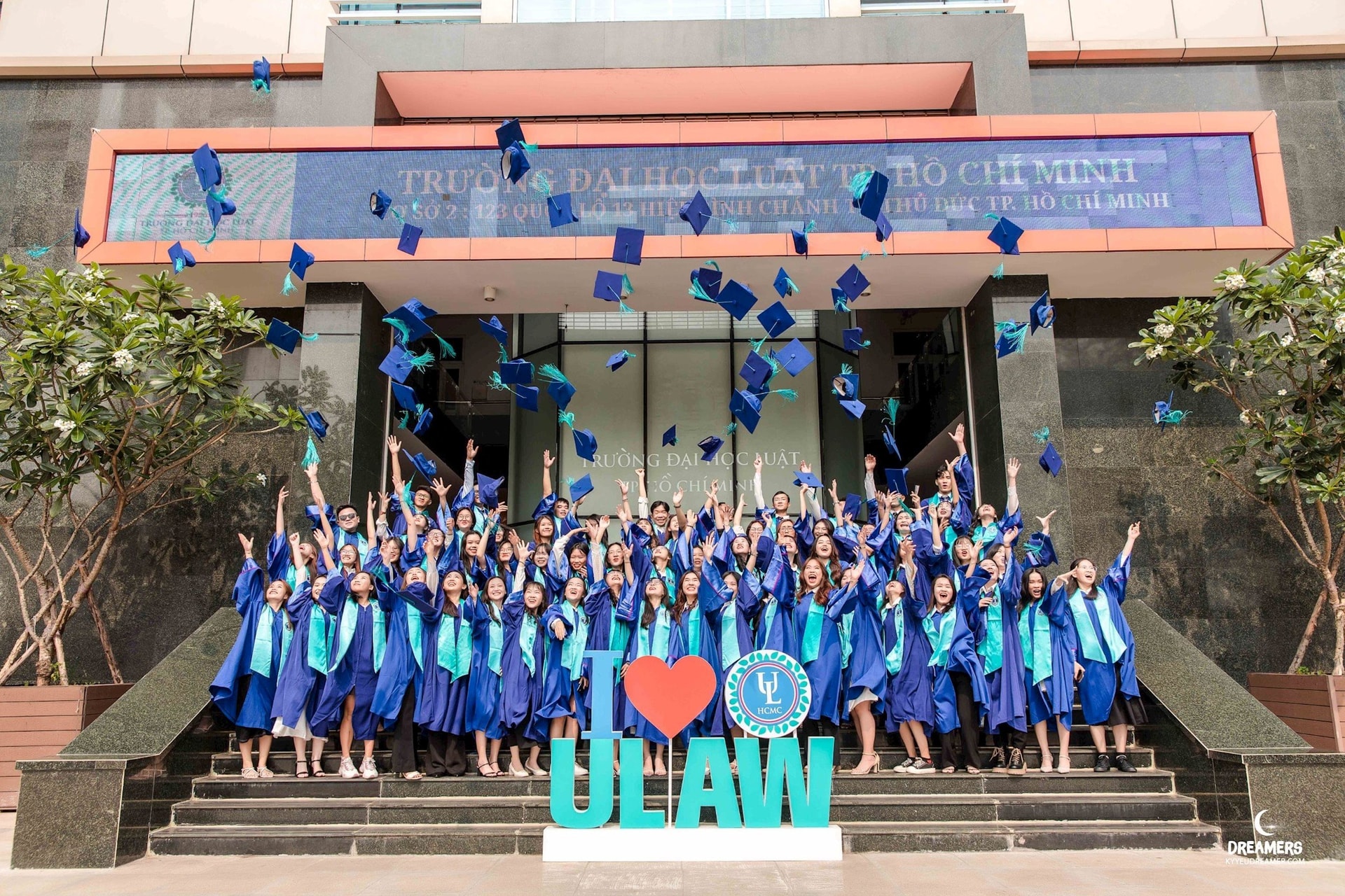 Cơ Cấu Tổ Chức v&agrave; Chương Tr&igrave;nh Đ&agrave;o Tạo Đại học Luật TP. HCM