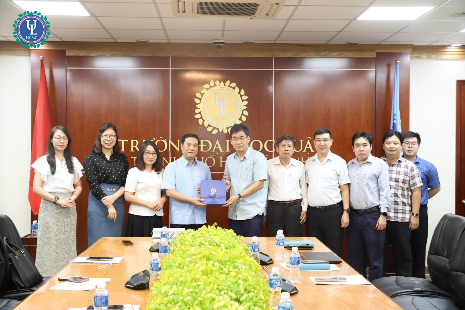 Th&agrave;nh Tựu v&agrave; Đ&oacute;ng G&oacute;p Cho X&atilde; Hội Đại học Luật TP. HCM