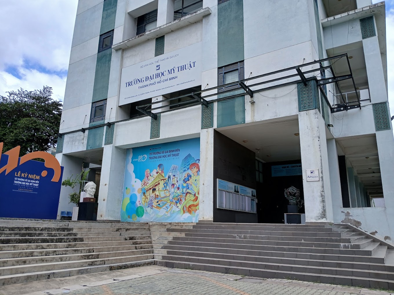 Sứ mệnh v&agrave; tầm nh&igrave;n HCMUFA