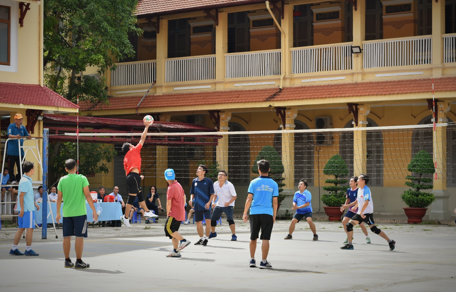 Hoạt Động Sinh Vi&ecirc;n Trường Đại học S&agrave;i G&ograve;n