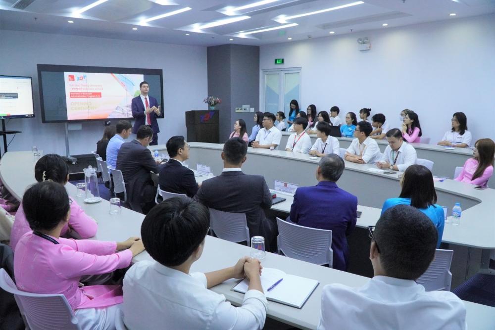 Cơ hội việc l&agrave;m v&agrave; hợp t&aacute;c doanh nghiệp của Trường Đại học T&ocirc;n Đức Thắng