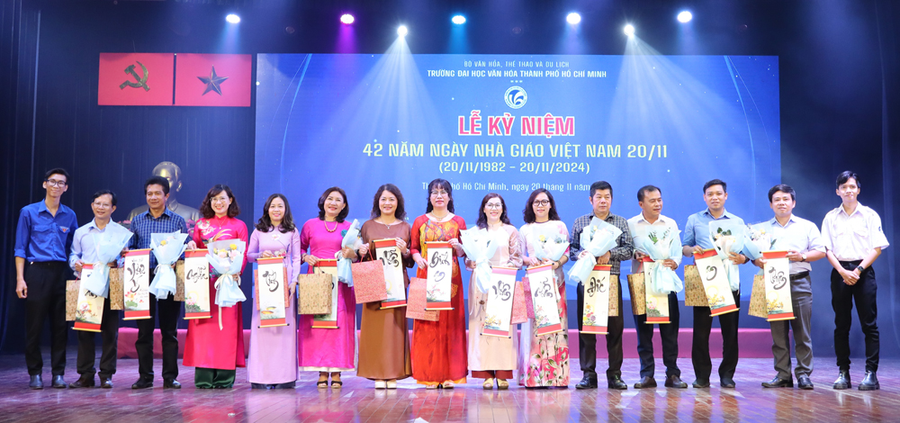 Đội ngũ giảng vi&ecirc;n Trường Đại học Văn h&oacute;a TP. Hồ Ch&iacute; Minh