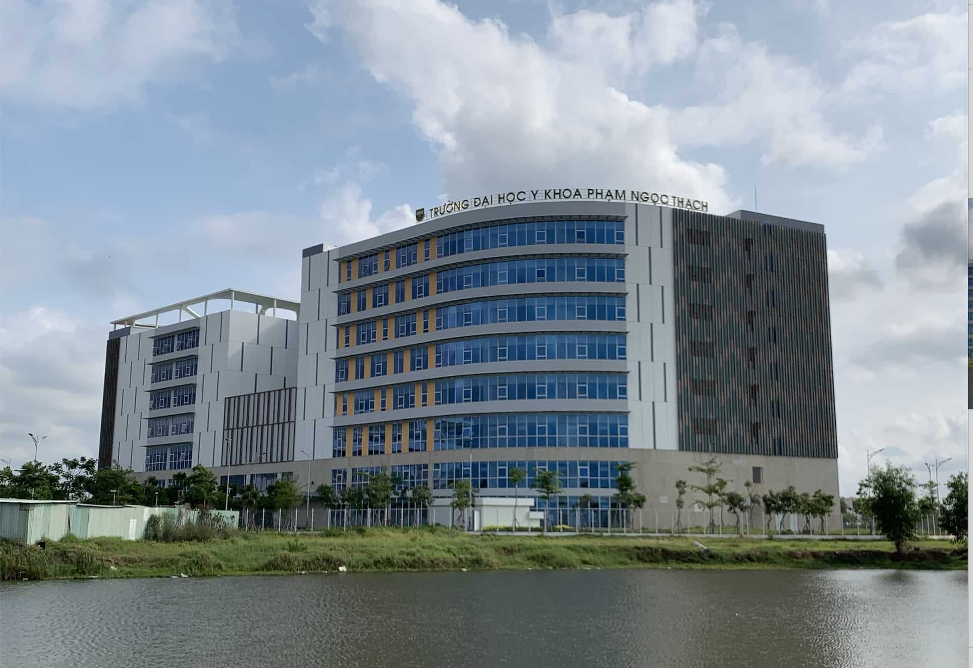 Cơ Sở Vật Chất Đại học Y khoa Phạm Ngọc Thạch