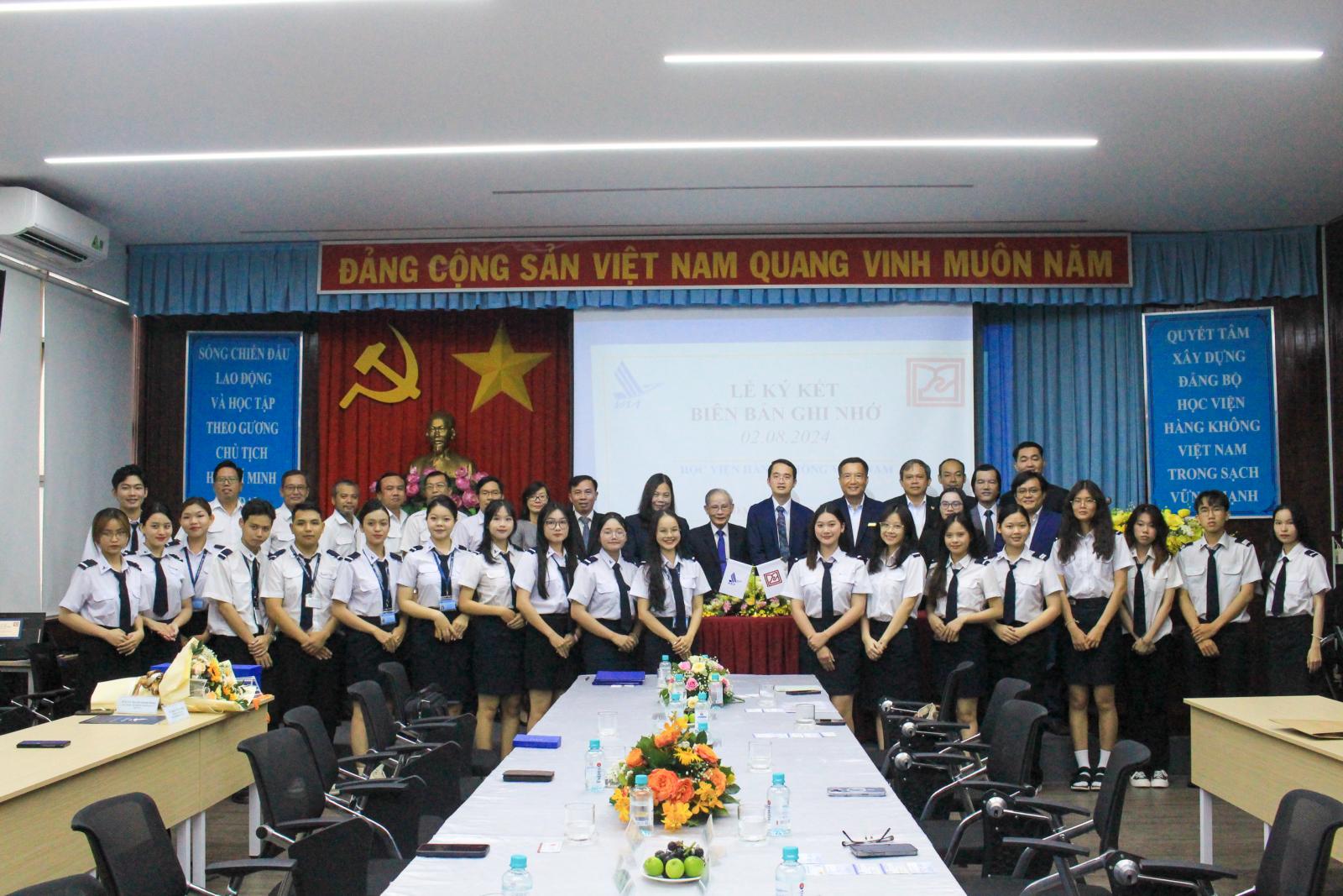 Lịch Sử H&igrave;nh Th&agrave;nh V&agrave; Ph&aacute;t Triển Học Viện H&agrave;ng Kh&ocirc;ng Việt Nam