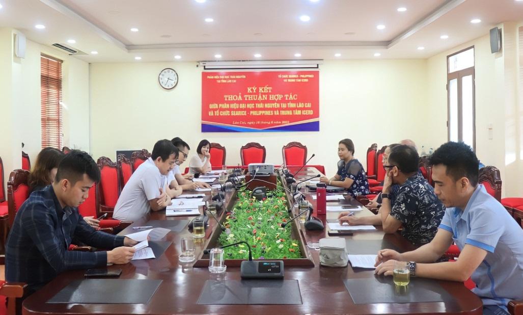 Cơ cấu tổ chức v&agrave; đội ngũ c&aacute;n bộ Ph&acirc;n Hiệu Đại học Th&aacute;i Nguy&ecirc;n tại L&agrave;o Cai