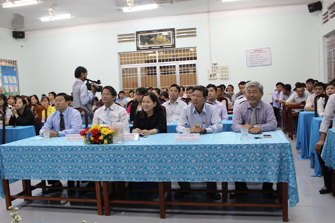 Đội ngũ giảng vi&ecirc;n gi&agrave;u kinh nghiệm
