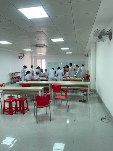 Hoạt Động Nghiên Cứu Khoa Học