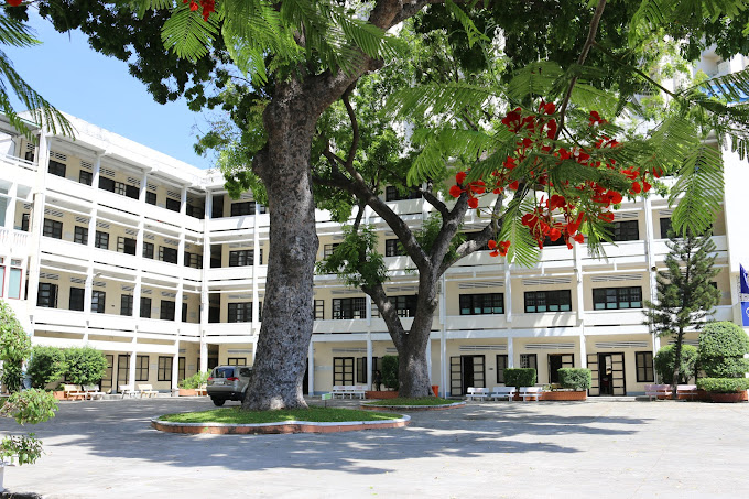 Giới Thiệu Về Đại Học Kh&aacute;nh H&ograve;a