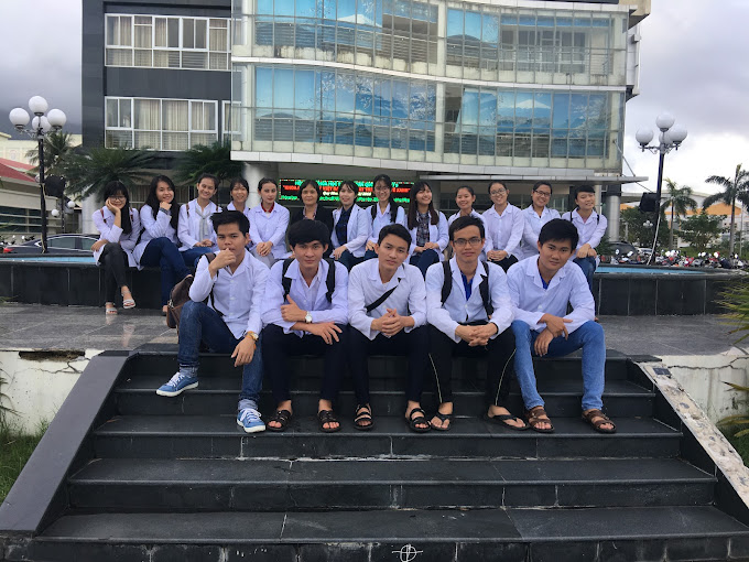 Cơ Hội Việc Làm Rộng Mở