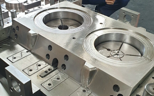 Ngành công nghệ kỹ thuật khuôn mẫu ra làm gì
