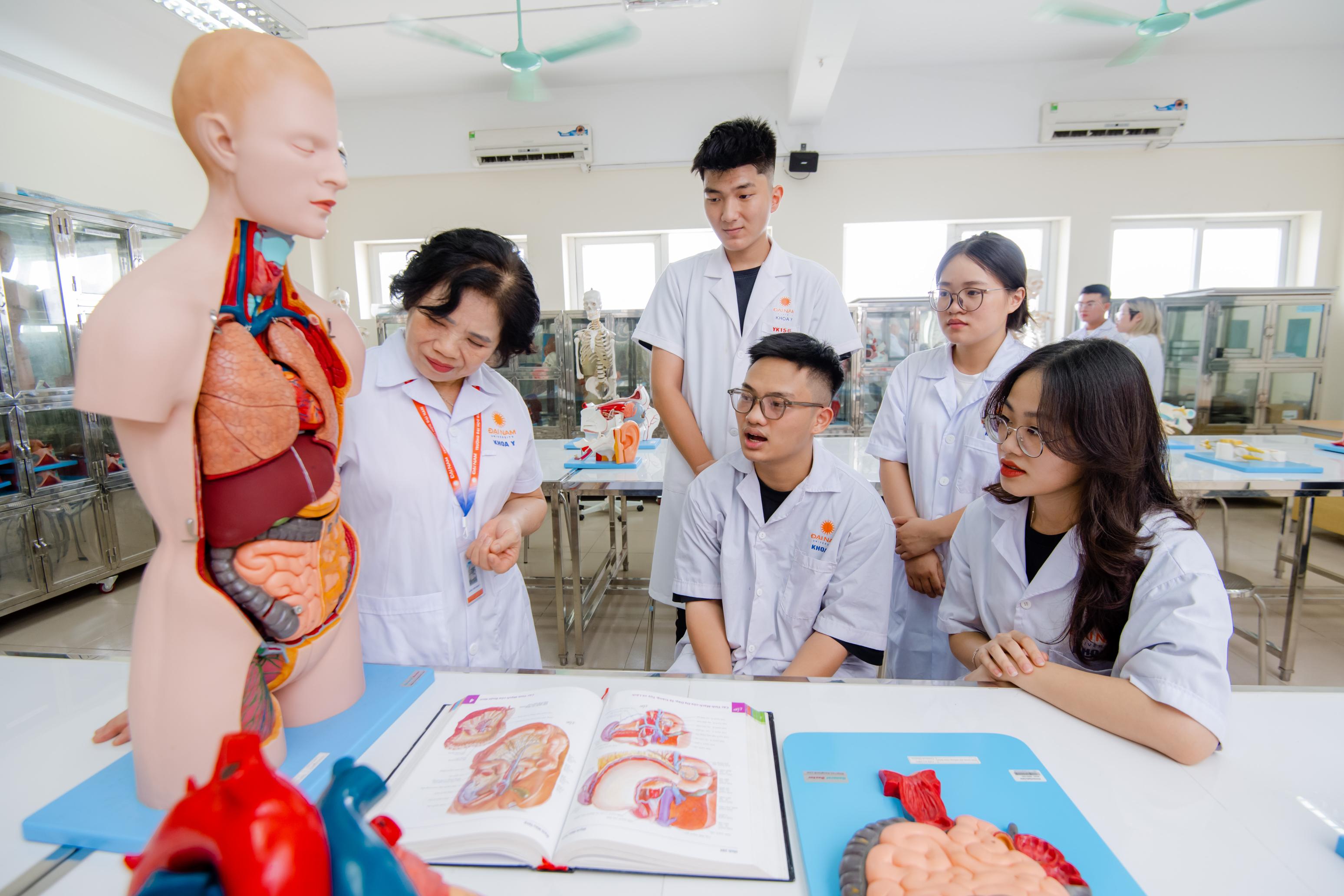 ngành y đa khoa học những gì