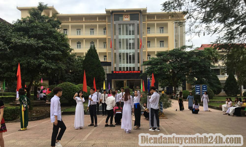 Quy định về chiều cao của ngành sư phạm gây tranh cãi Quy định chiều cao gây tranh cãi của ngành sư phạm